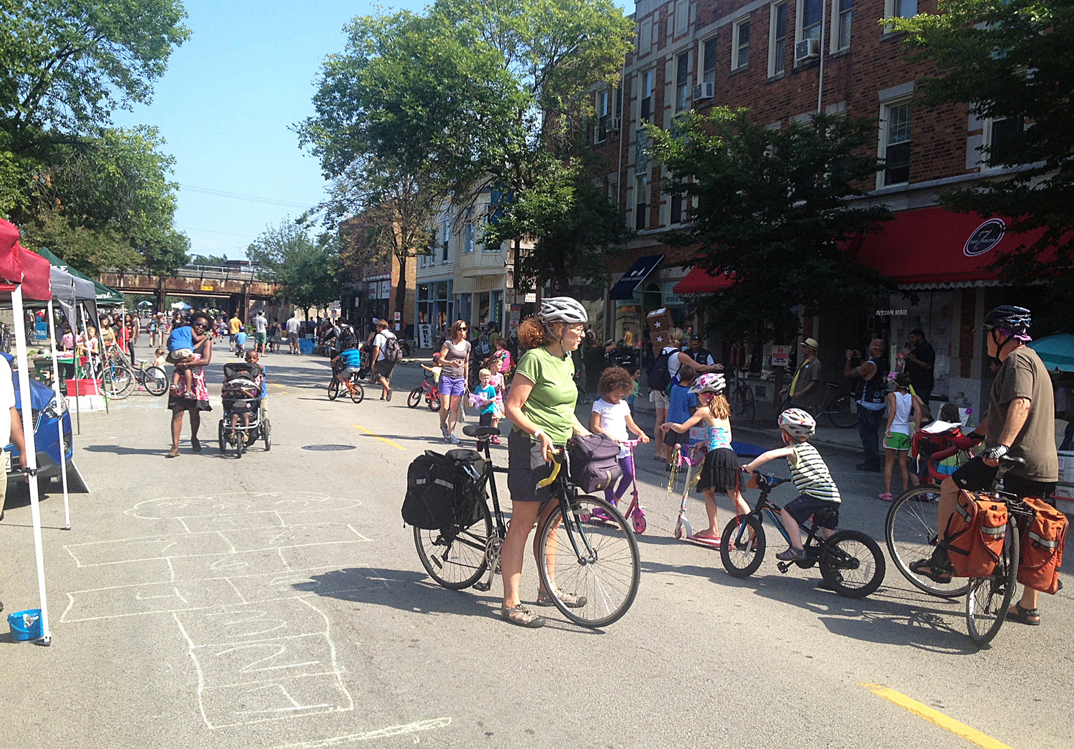 <strong>11. Evanston, Ill. </strong>
<b>Population: </b>75,530 | <b>Percent Who Primarily Walk/Bike:</b> 15%