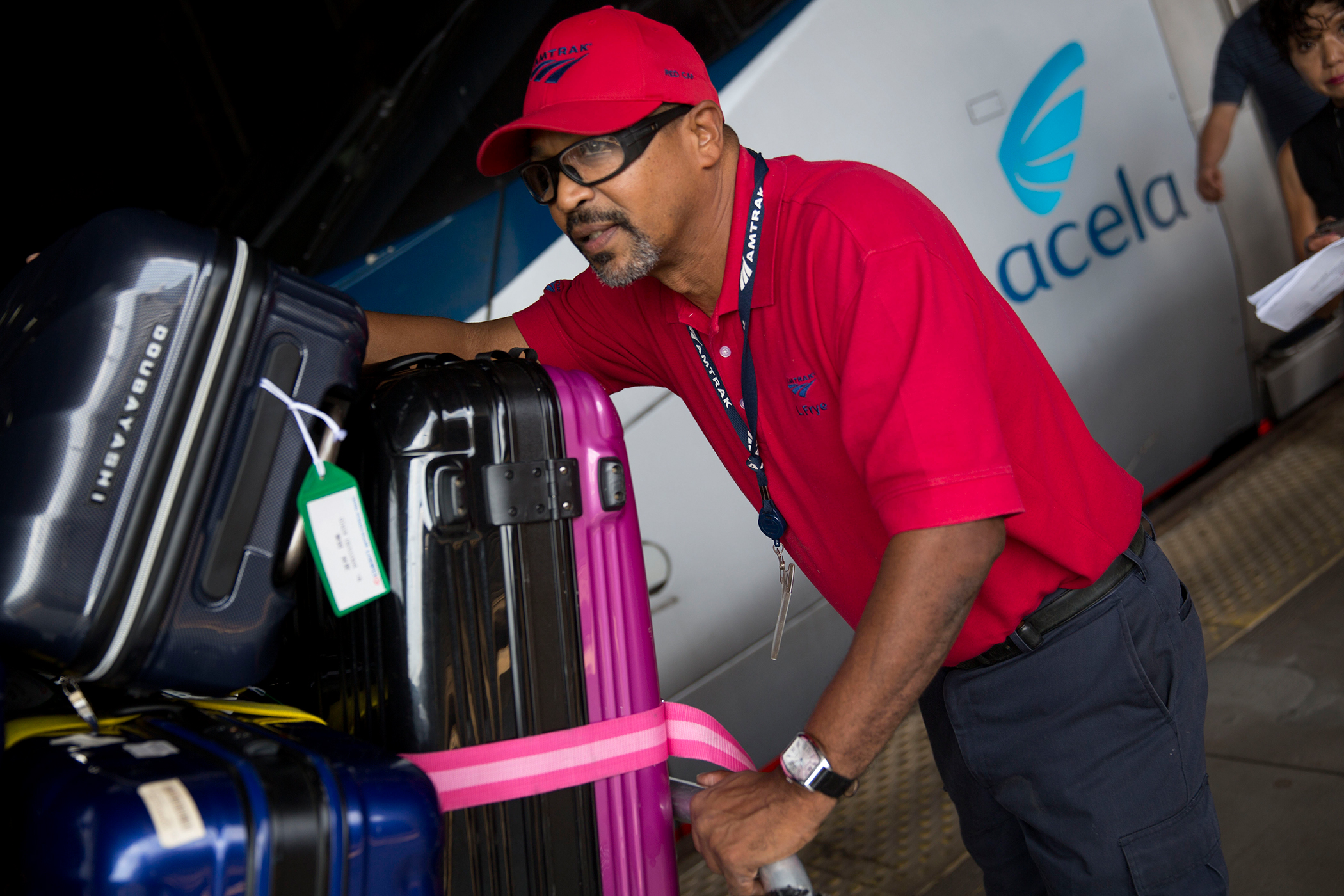 luggage on amtrak