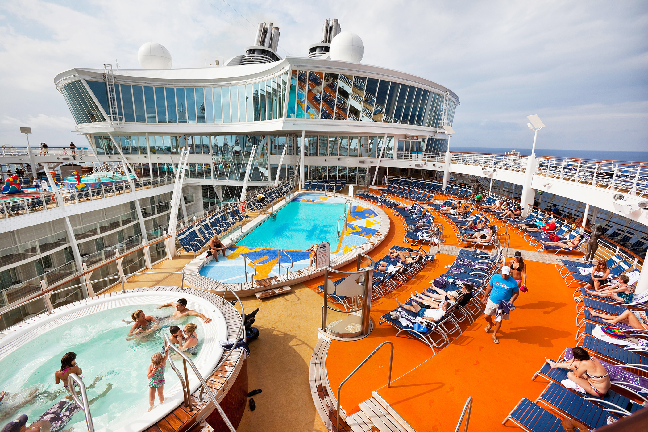 Royal Caribbean Last Minute Discounts Cut for Longer Cruises | Money