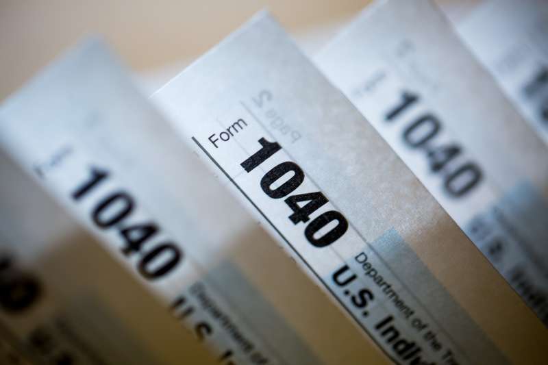 IRS: $950 Million in Unclaimed Refunds Waiting from 2012 | Money