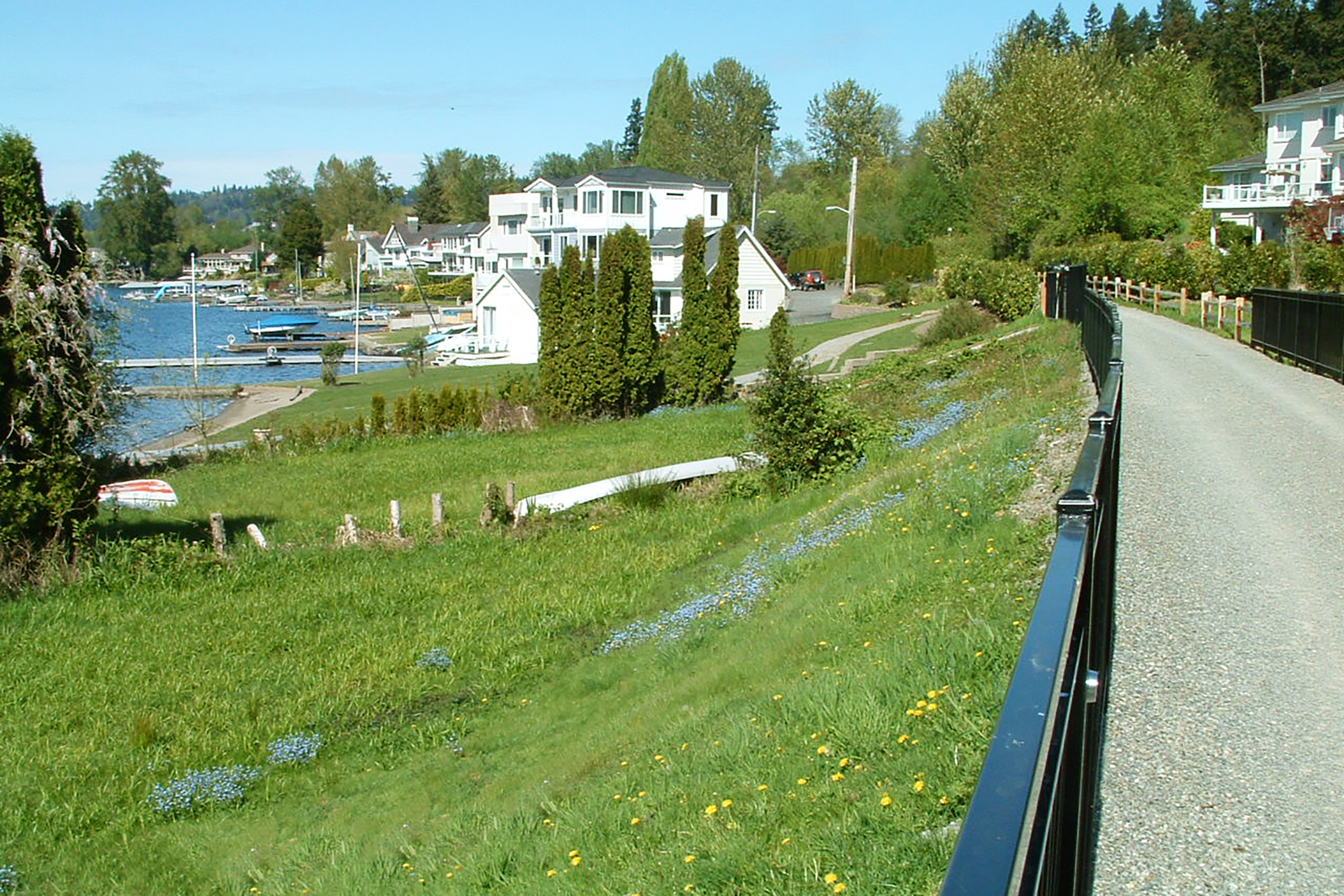 <strong>Sammamish, Washington. </strong>Sammamish Commons, which hosts farmer’s markets, outdoor concerts, and Shakespeare theater, is a community hub. Residents can walk to the library, city hall, and brand new, 60,000-square-foot aquatic and community center that hosts youth camps, community events, and fitness classes for people of all ages.