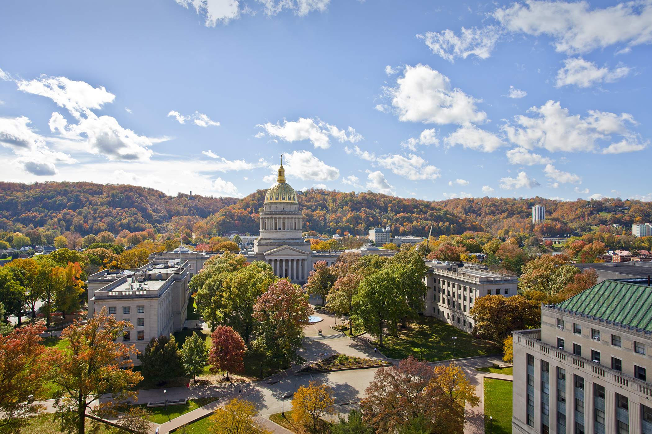 <strong>Charleston, West Virginia. </strong>Fall looks good on Charleston from across the North Plaza of the West Virginia State Capitol building in autumn.