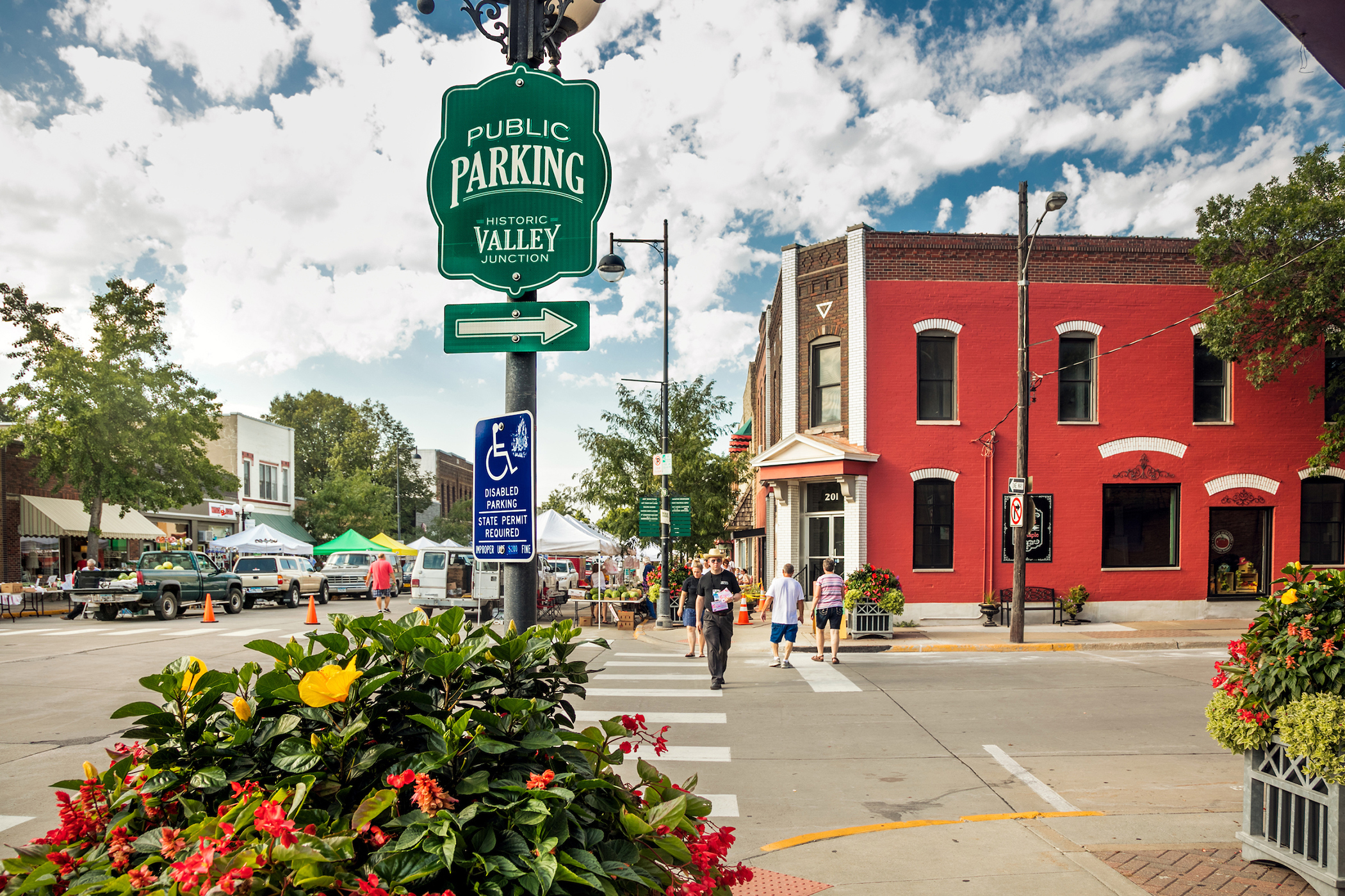 <strong>10. West Des Moines, Iowa:</strong> More than half the population has at least a bachelor's degree, which could explain why, at 3.9%, the unemployment rate here is a full percentage point below the national average.