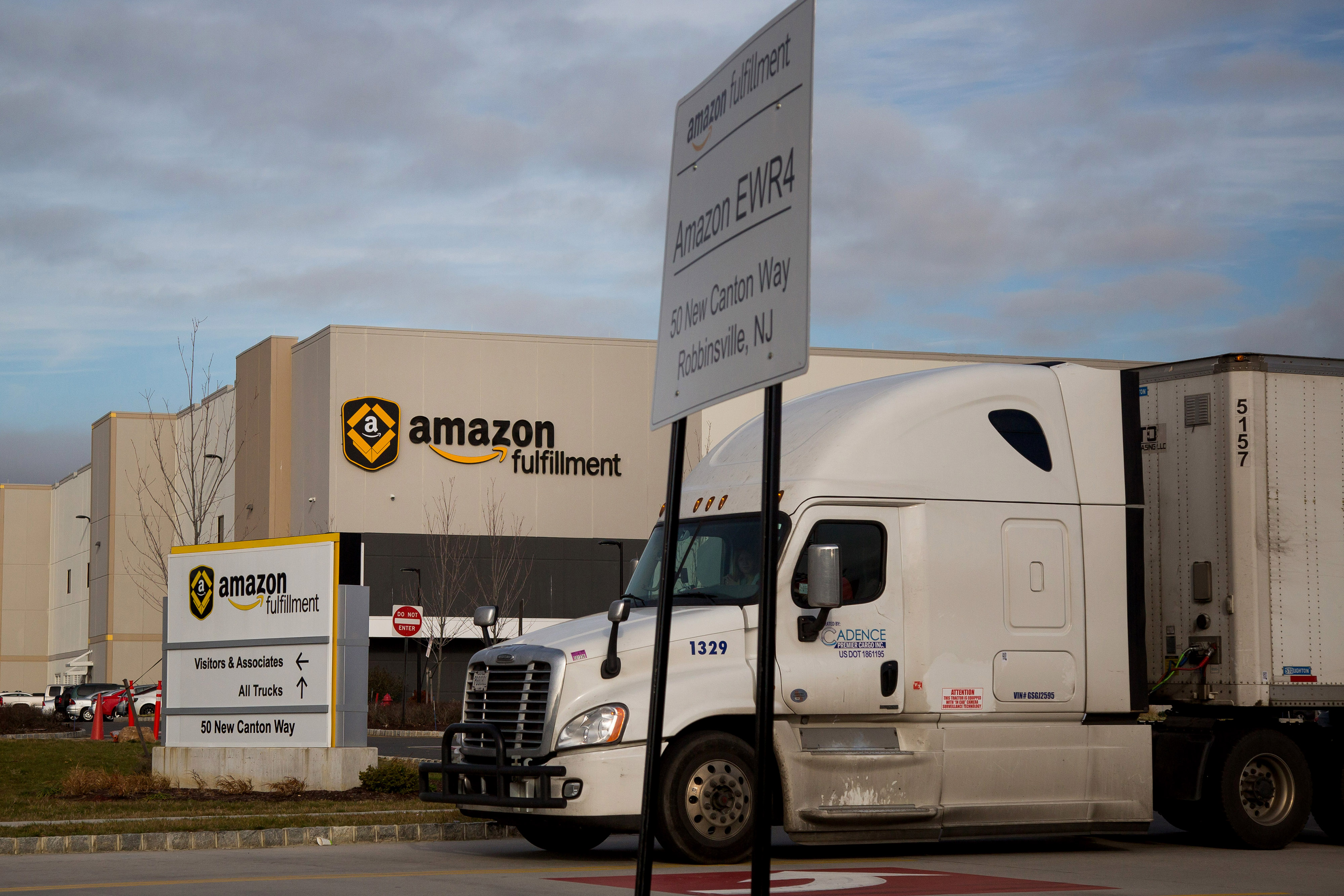 Amazon Drivers Sue for Not Being Paid Employees Money
