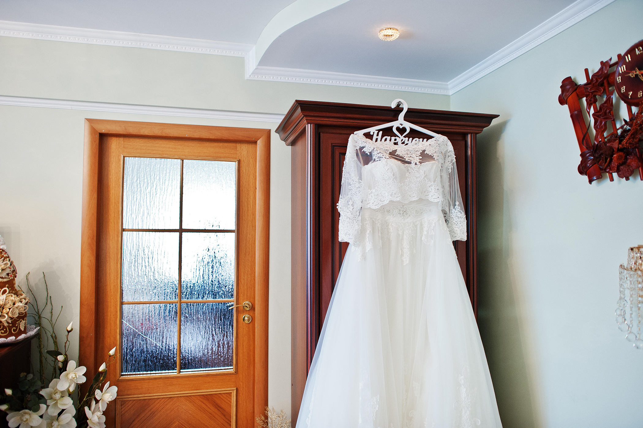 best place to sell used wedding dress