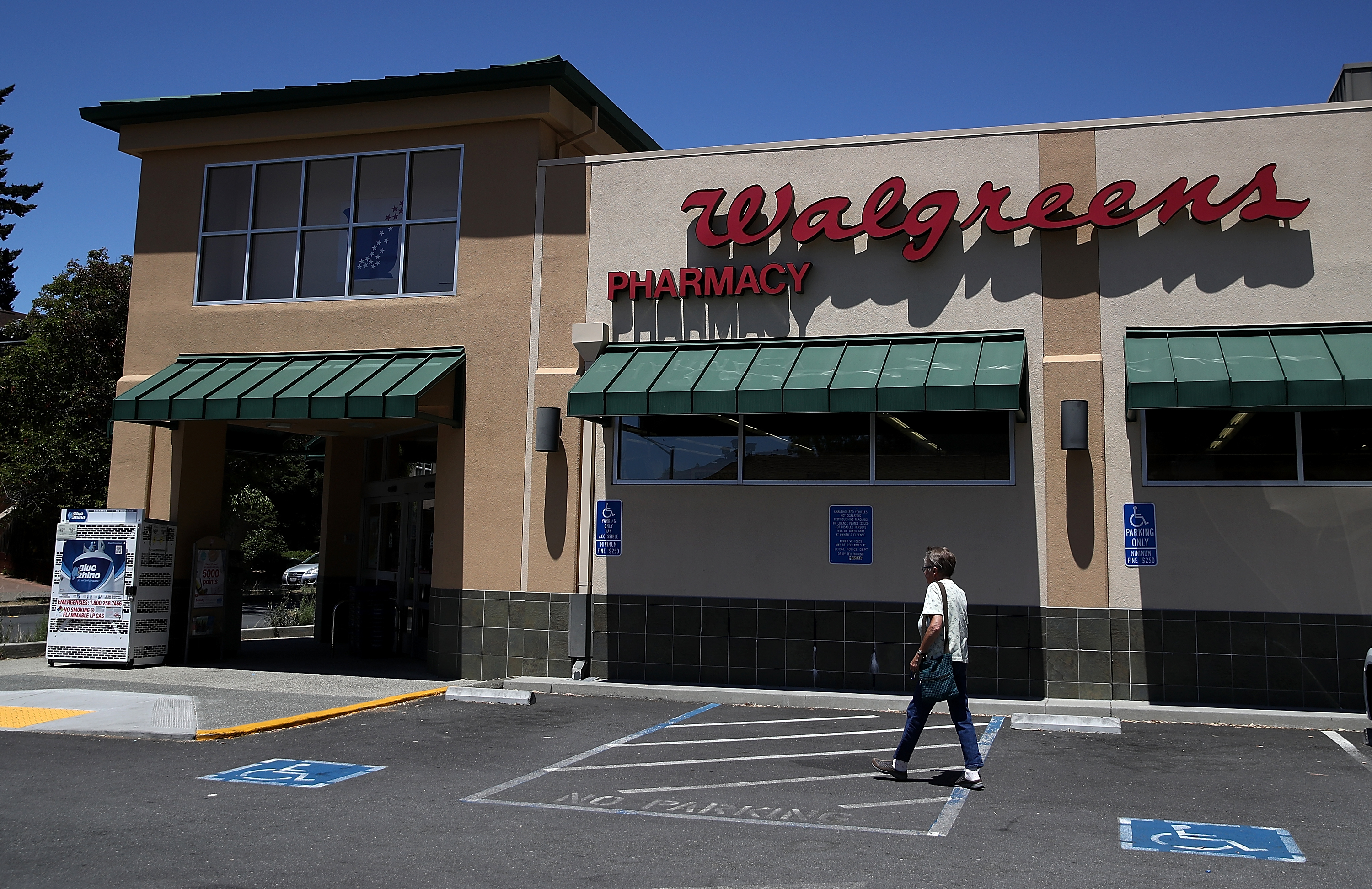 Walgreens Buying Rite Aid Stores, Closing 600 Locations | Money