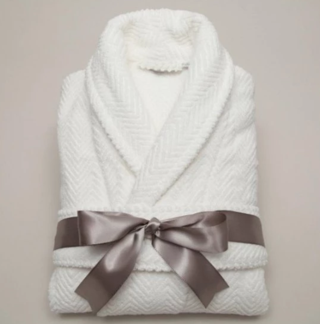 White Sales Best Bedding, Linen Deals at Macy's, Nordstrom Money