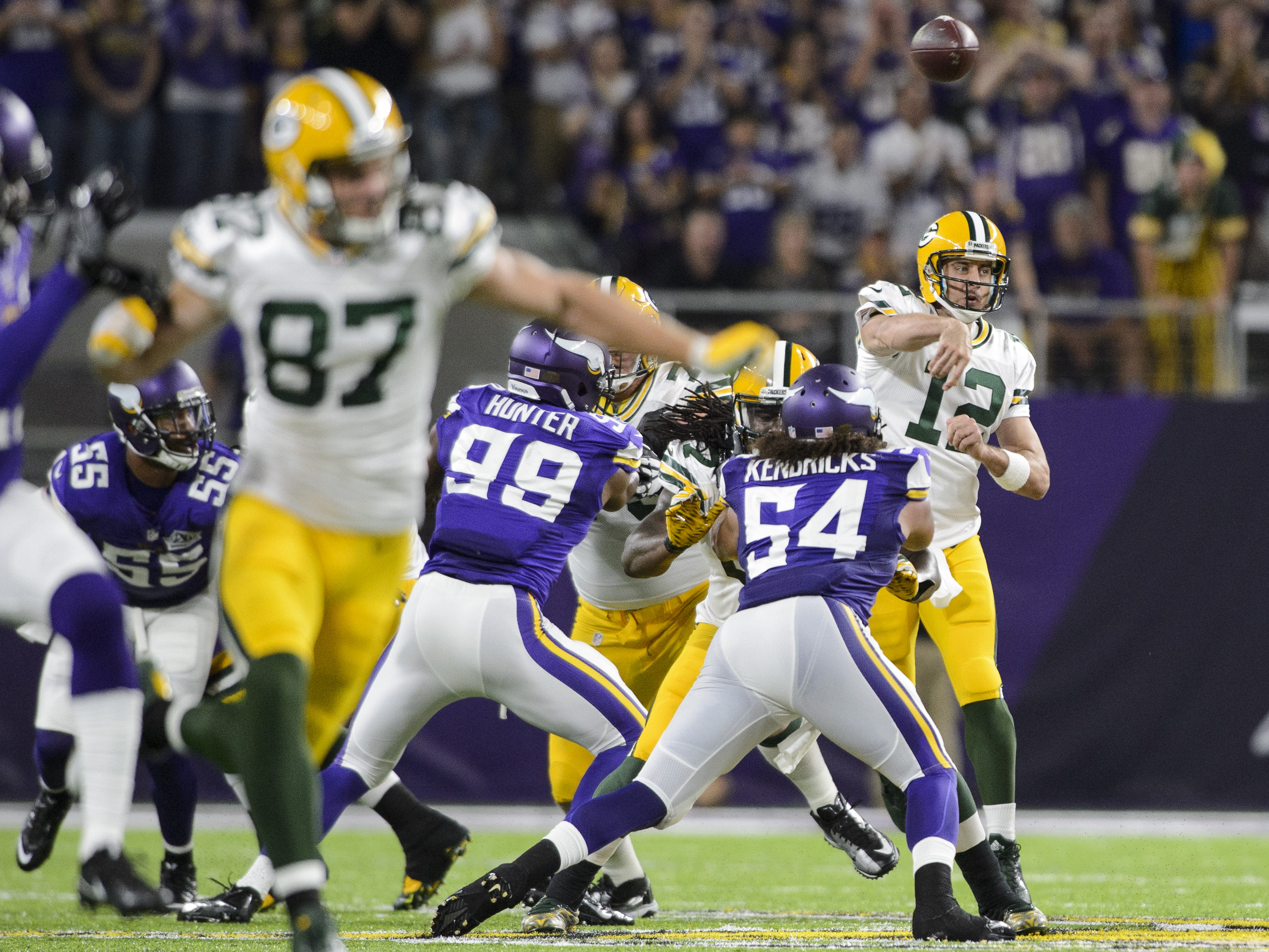 How to Watch the NFL Games Today Online for Free, including Packers vs