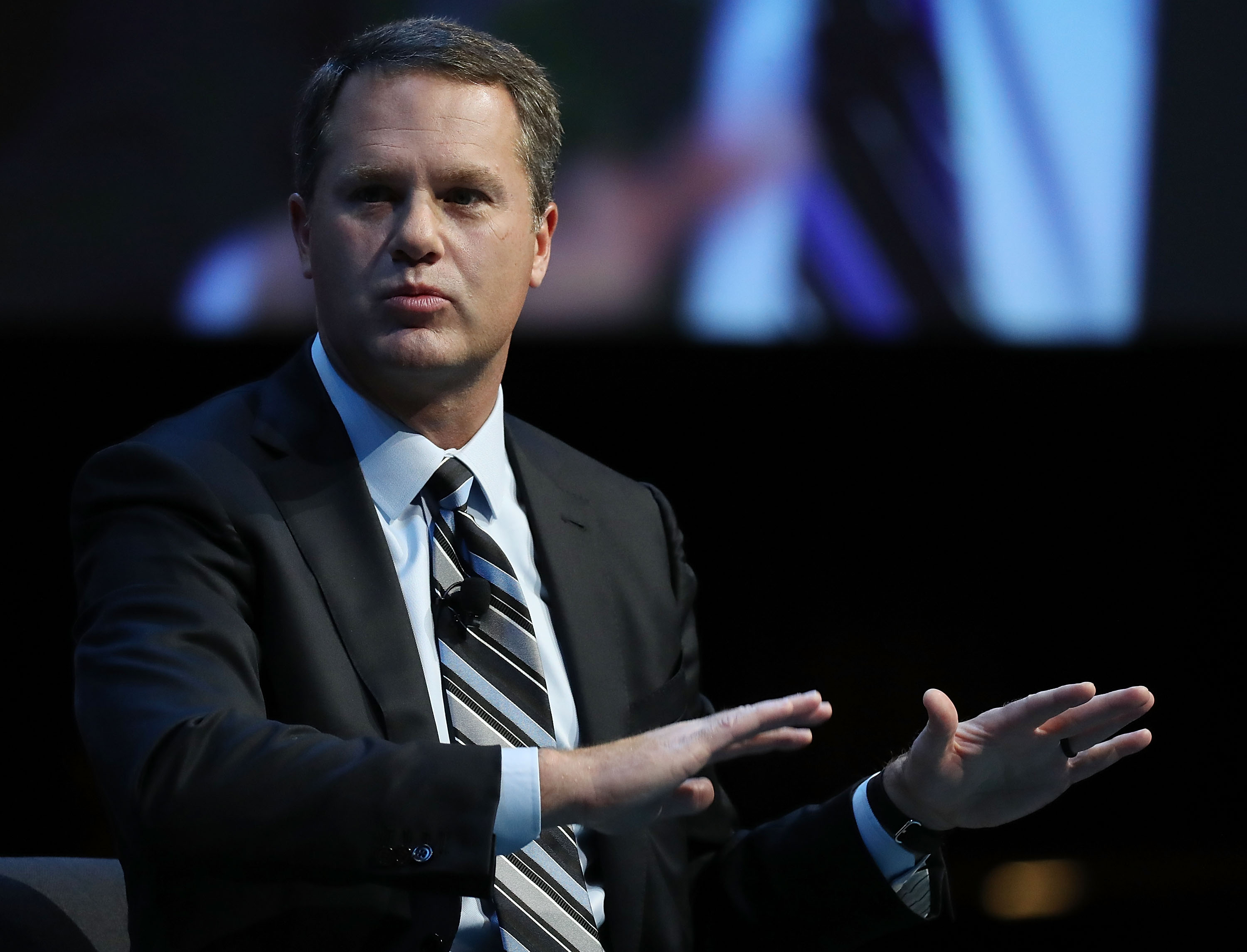 Why Walmart’s CEO Is Asking Congress to Boost Minimum Wage Money