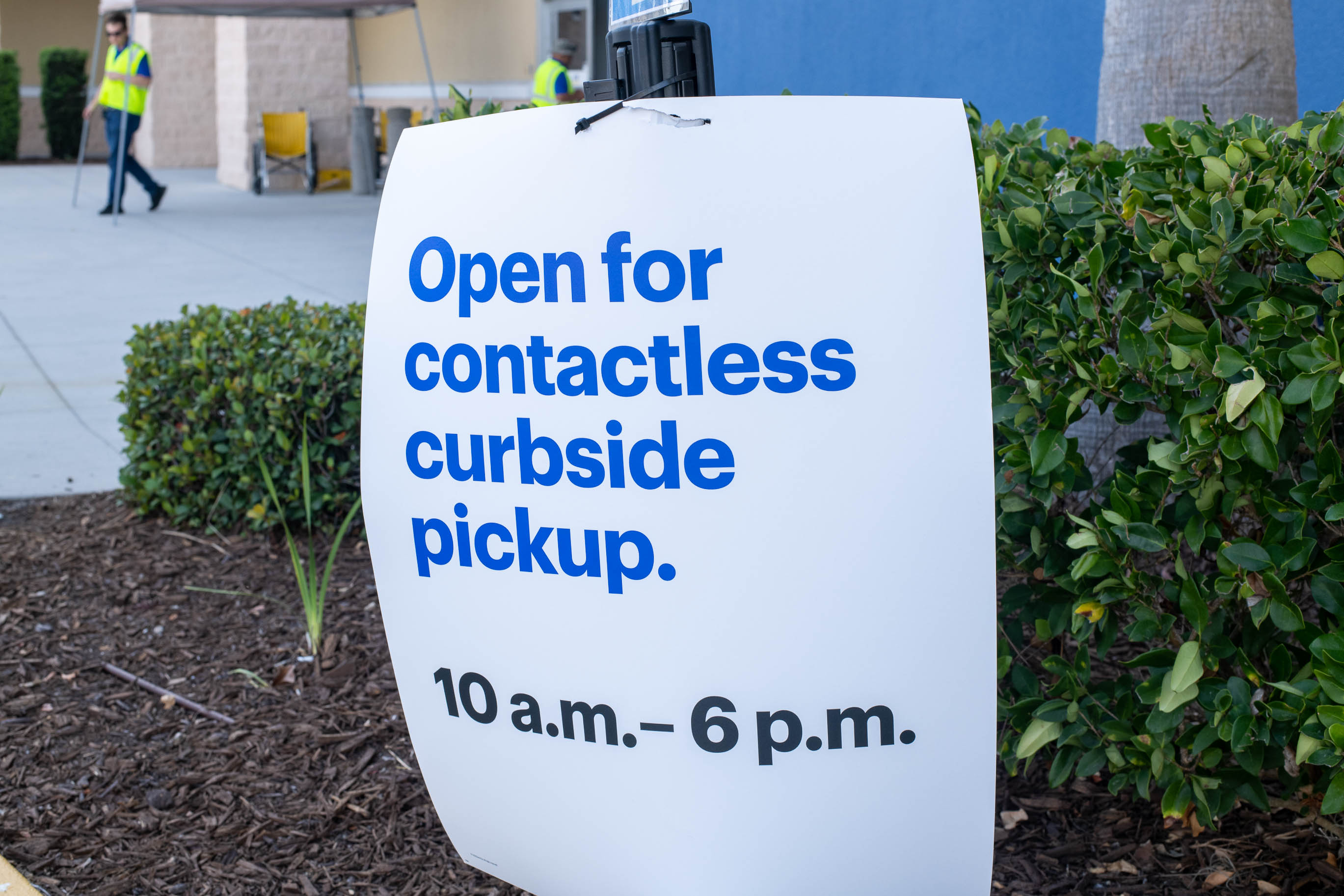 What Time Does Curbside Pickup Close At Walmart