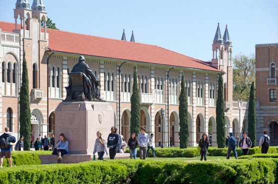 Students walking at the Rice university campus